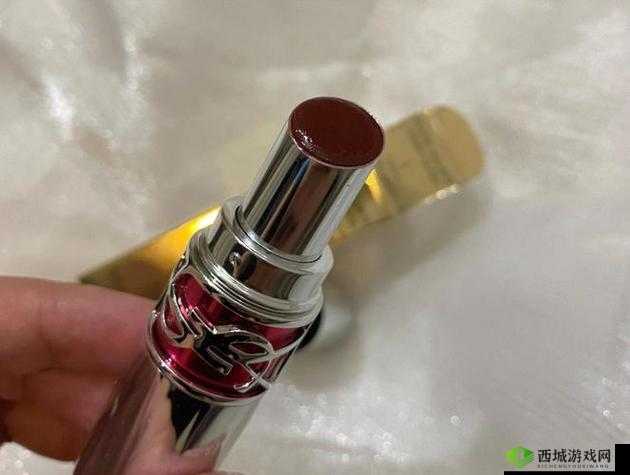 ysl 口红水蜜桃色号 7766 超迷人