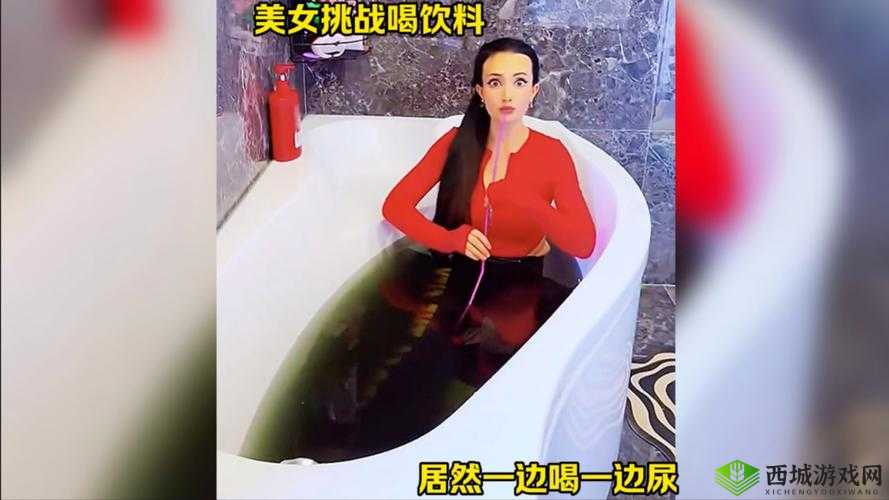 美女扒开尿孔久久久捅爽:挑战生理极限的私密快感体验